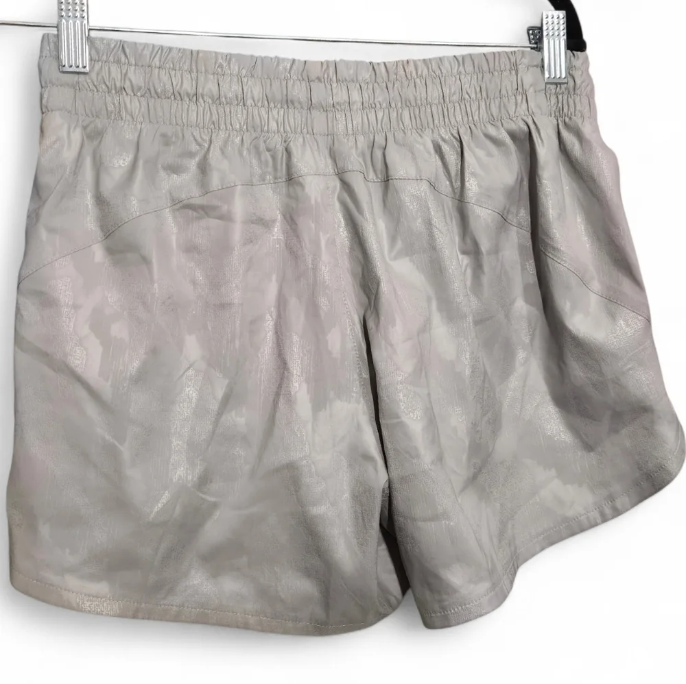 Athleta Printed Hustle‎ 3